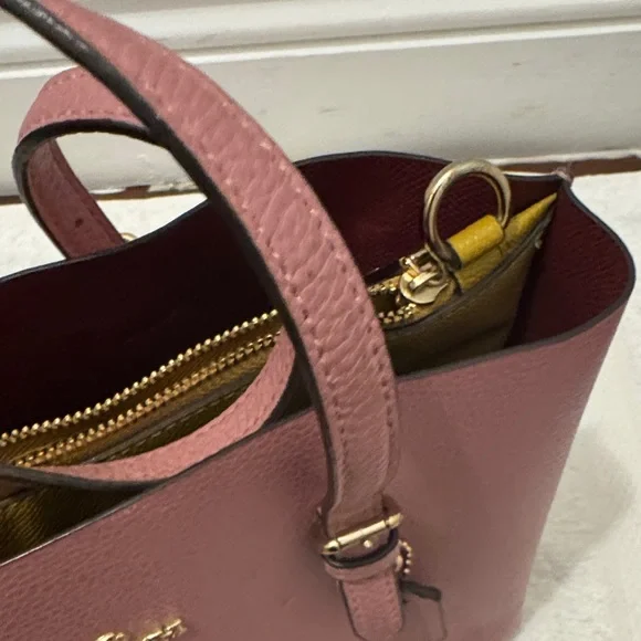 Coach Mollie Tote 25 - Picture 14 of 14